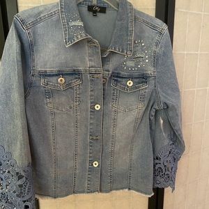 NWT Orly Blue Denim Crop Jacket, M
